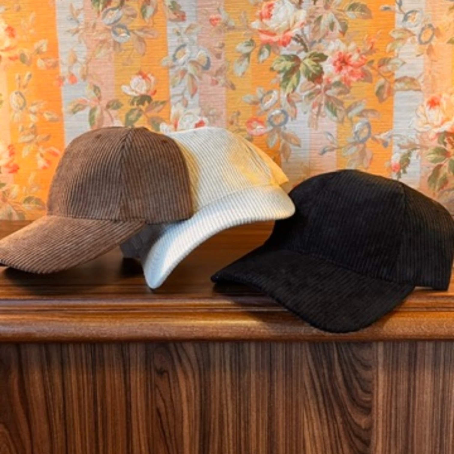 chapeaux